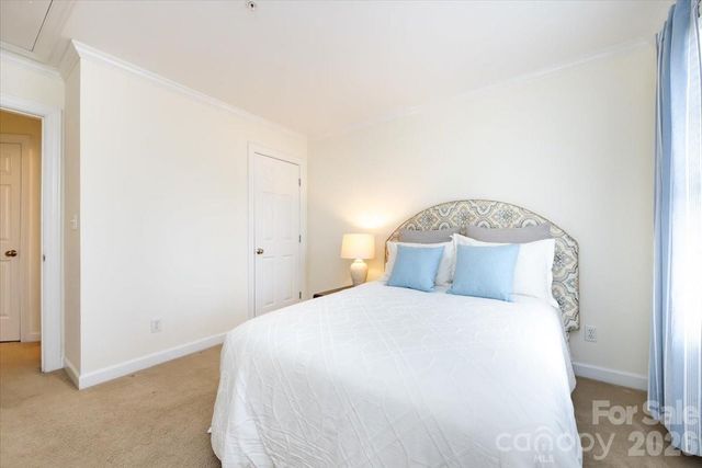 3443 W Slope Lane, Charlotte, NC 28209