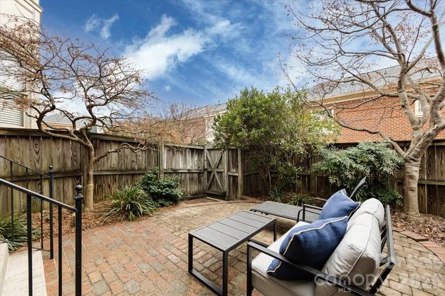 3443 W Slope Lane, Charlotte, NC 28209