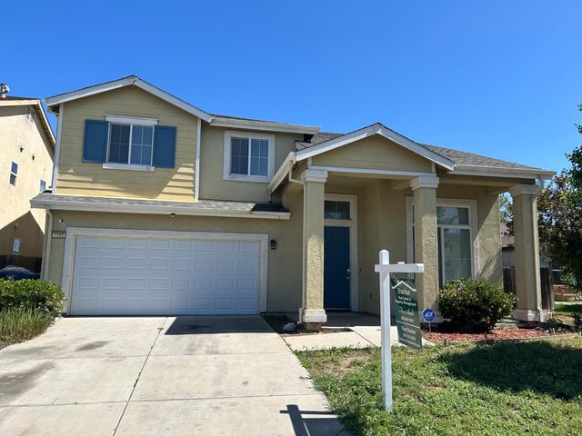 1808 N Rancho Encantado Ct, Modesto, CA 95358