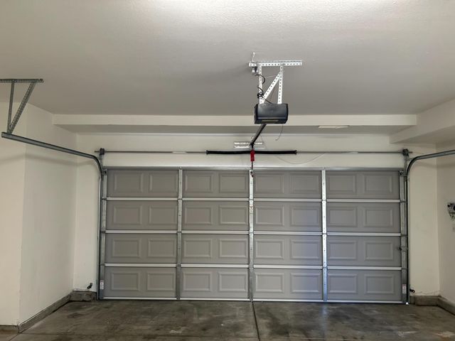 1808 N Rancho Encantado Ct, Modesto, CA 95358