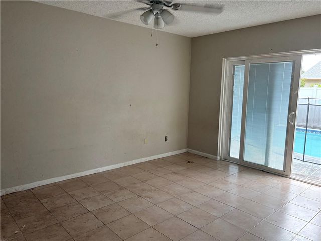 524 WYNNWOOD DRIVE, Brandon, FL 33511