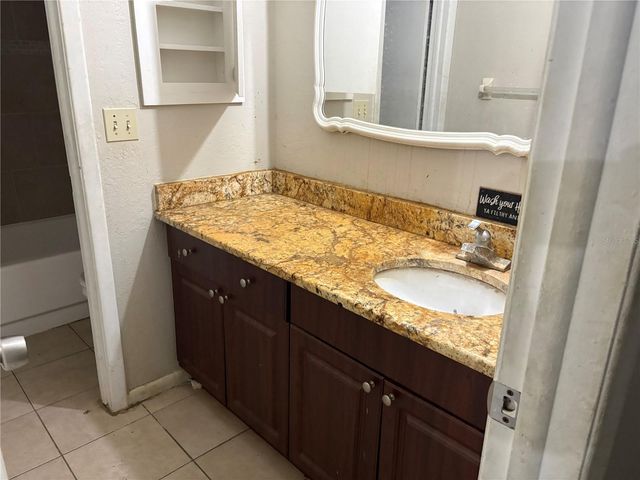 524 WYNNWOOD DRIVE, Brandon, FL 33511