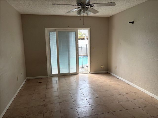 524 WYNNWOOD DRIVE, Brandon, FL 33511