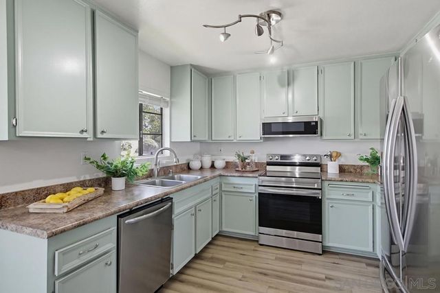 215 Camlau B, Chula Vista, CA 91911