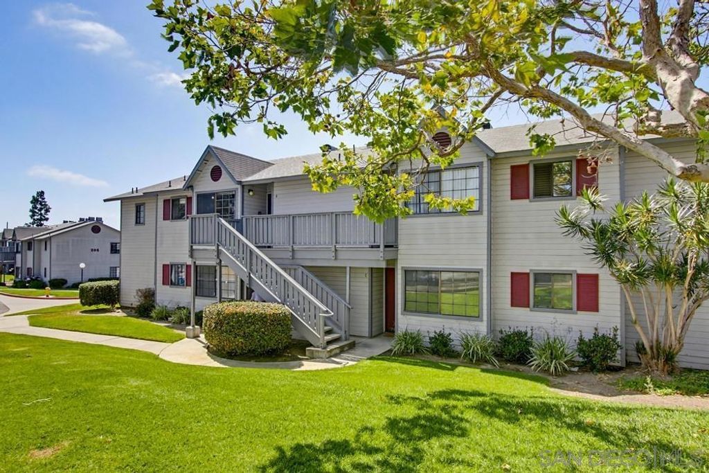 215 Camlau B, Chula Vista, CA 91911
