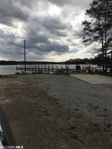 9448 Pinewood Avenue, Elberta, AL 36530