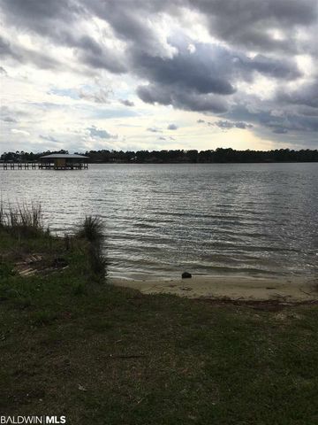 9448 Pinewood Avenue, Elberta, AL 36530