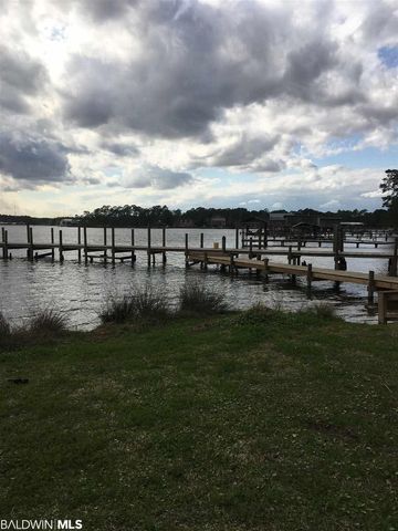 9448 Pinewood Avenue, Elberta, AL 36530