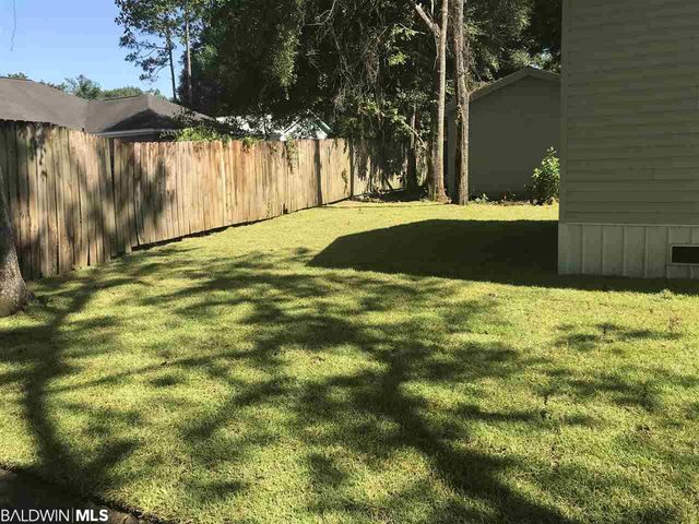 9448 Pinewood Avenue, Elberta, AL 36530