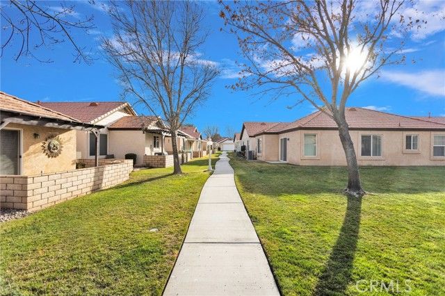 19055 Stoddard, Apple Valley, CA 92308