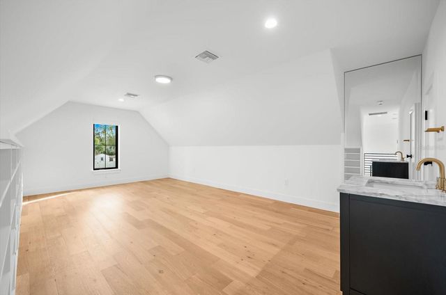 2135 DATURA STREET, Sarasota, FL 34239