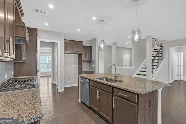 3085 Alcazar Drive SW, Lilburn, GA 30047