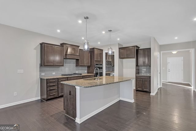 3085 Alcazar Drive SW, Lilburn, GA 30047