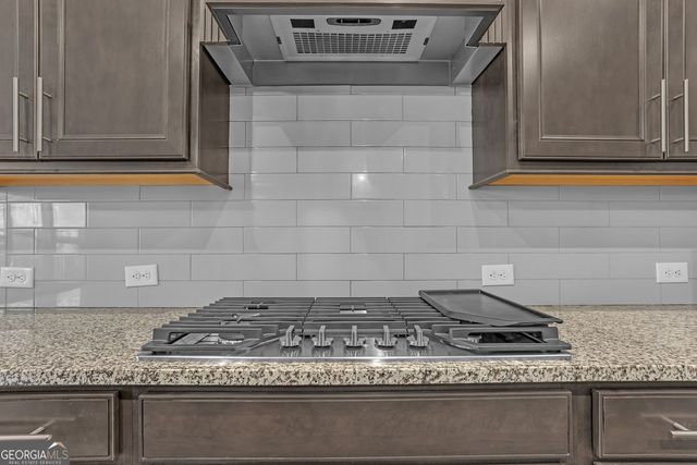 3085 Alcazar Drive SW, Lilburn, GA 30047