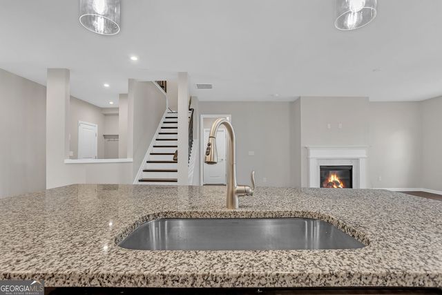 3085 Alcazar Drive SW, Lilburn, GA 30047