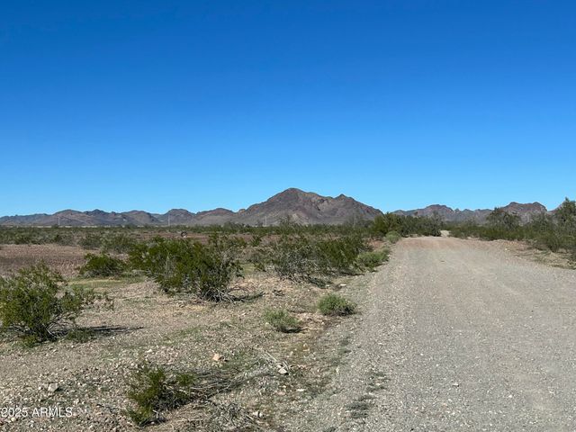 411th Ave S Northern Avenue -, Tonopah, AZ 85354