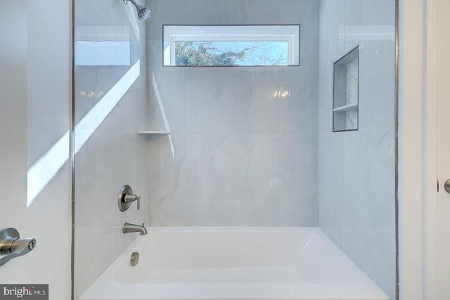 209 N NEW ST, Dover, DE 19904