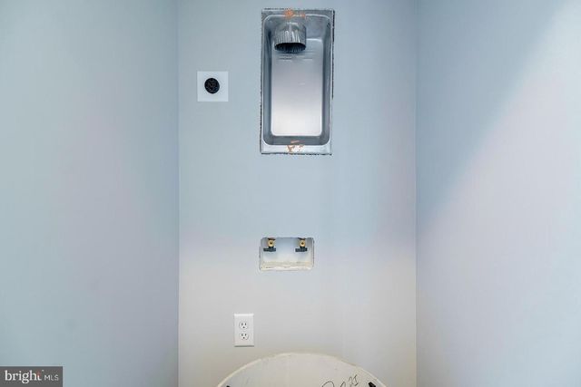 209 N NEW ST, Dover, DE 19904