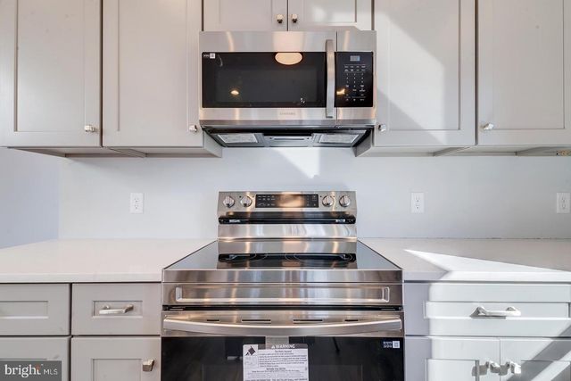 209 N NEW ST, Dover, DE 19904