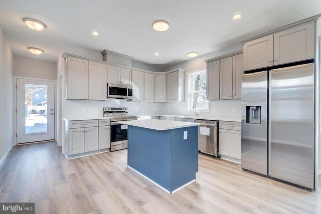 209 N NEW ST, Dover, DE 19904