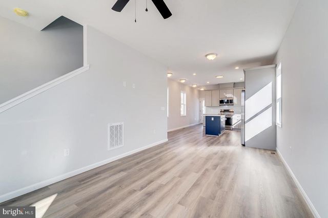 209 N NEW ST, Dover, DE 19904