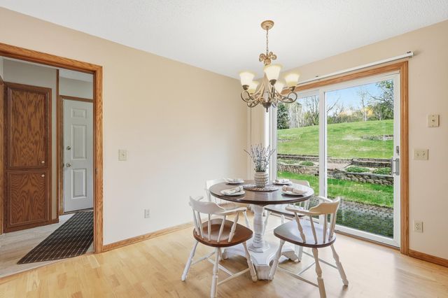 11215 Kenora Way, Lakeville, MN 55044