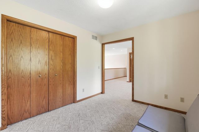 11215 Kenora Way, Lakeville, MN 55044