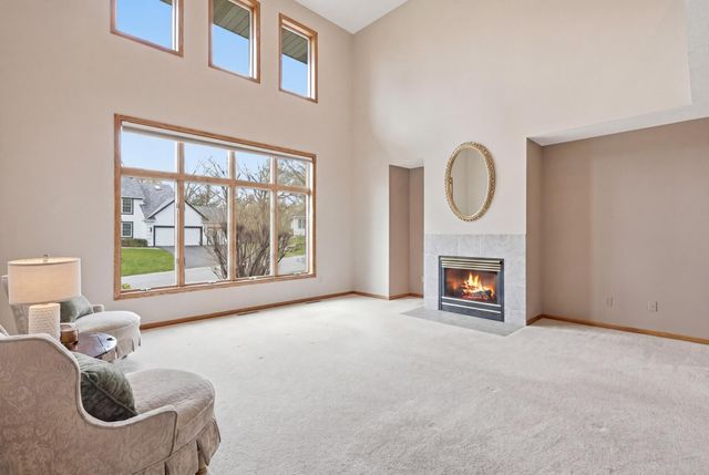 11215 Kenora Way, Lakeville, MN 55044
