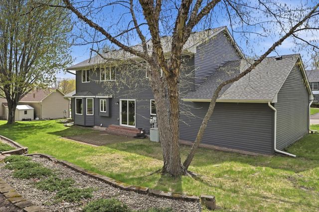 11215 Kenora Way, Lakeville, MN 55044