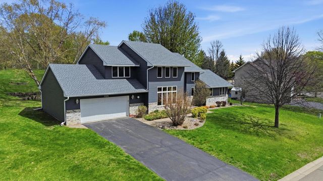 11215 Kenora Way, Lakeville, MN 55044