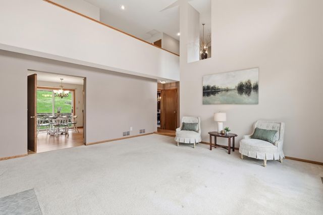 11215 Kenora Way, Lakeville, MN 55044