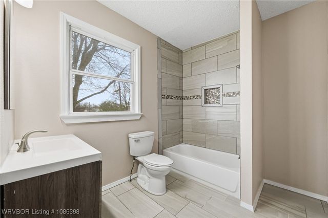 623 N 14th Street, Fort Smith, AR 72901