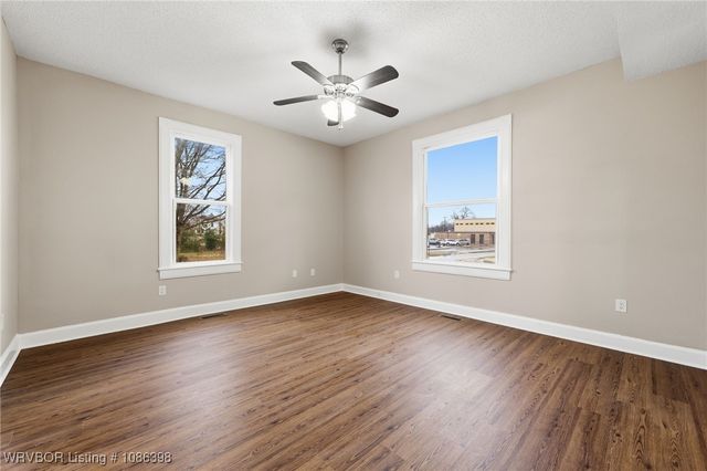 623 N 14th Street, Fort Smith, AR 72901