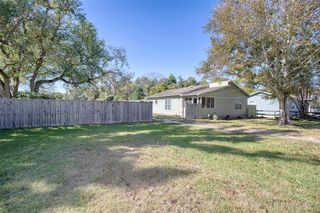 5220 Krueger Drive, Dickinson, TX 77539