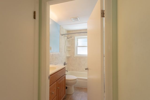 16 Isabel Cir, Randolph, MA 02368