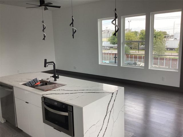 3118 Clay Street, Houston, TX 77003
