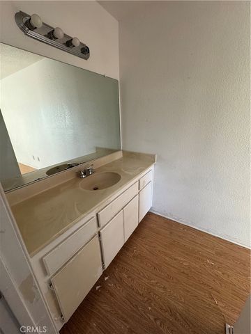 220 E Grant 72, Santa Maria, CA 93454