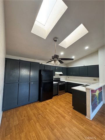 220 E Grant 72, Santa Maria, CA 93454