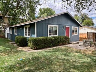 725 Se 9TH St, Pendleton, OR 97801