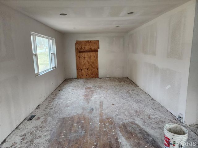 429 E Fir Street, Piedmont, MO 63957