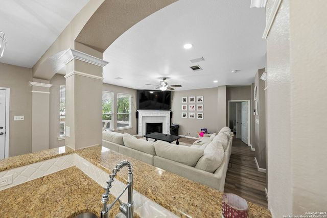 7302 Carriage Bay, San Antonio, TX 78249