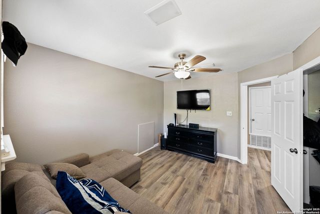 7302 Carriage Bay, San Antonio, TX 78249