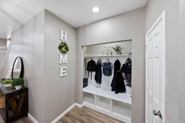 7302 Carriage Bay, San Antonio, TX 78249