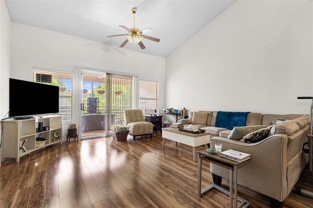 6029 LAKE POINTE DRIVE 202, Orlando, FL 32822