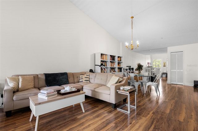 6029 LAKE POINTE DRIVE 202, Orlando, FL 32822