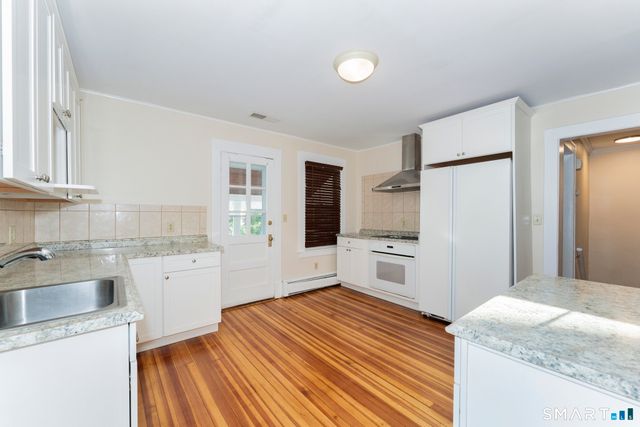 798 Farmington Avenue 2nd Floor, West Hartford, CT 06119
