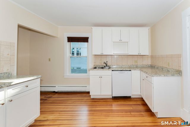 798 Farmington Avenue 2nd Floor, West Hartford, CT 06119