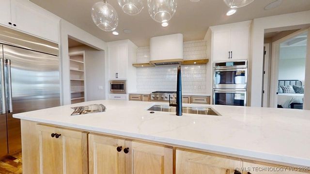 8117 E Elgin Street, Broken Arrow, OK 74014