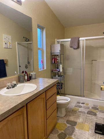 233 Wilbur Ave, Yuba City, CA 95991