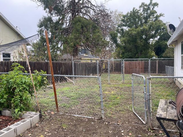 233 Wilbur Ave, Yuba City, CA 95991